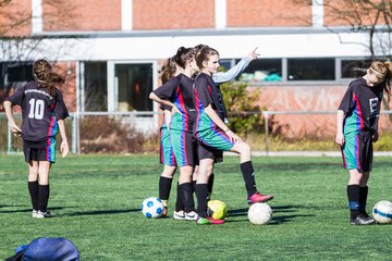 Bild 81 - B-Juniorinnen SV Henstedt-Ulzburg - MTSV Olympia Neum�nster : Ergebnis: 0:4